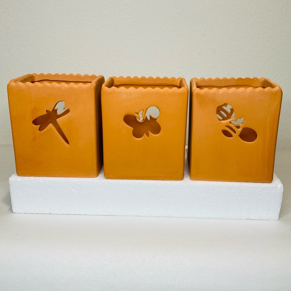 HALLMARK TERRA COTTA TEA LIGHT HOLDERS SET OF THREE